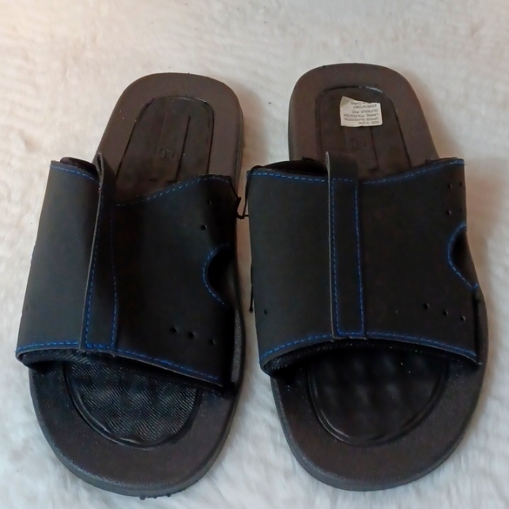 Revolution Mens Black /W Blue Trim  Sandals‎ 7/8  M